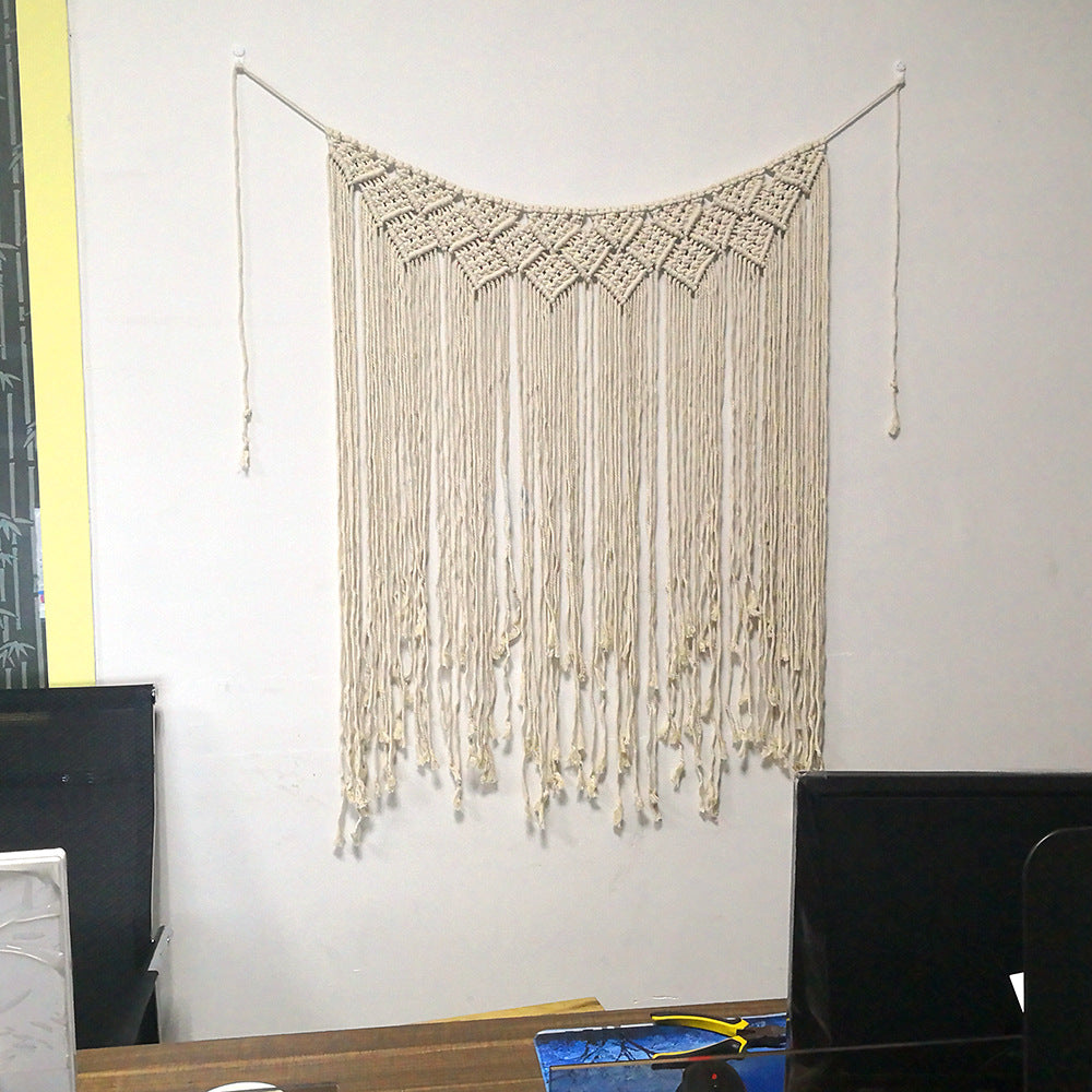 Makramee Wandbehang mit künstlerischem Design