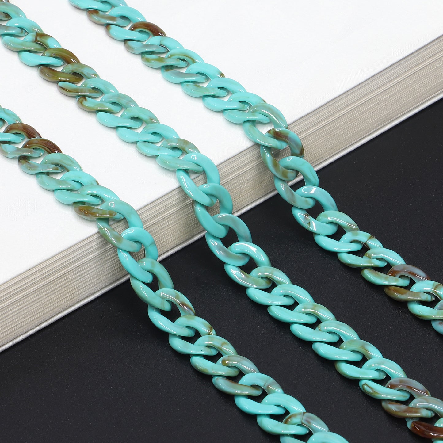 Chunky Harz Brillen Kette Brehn