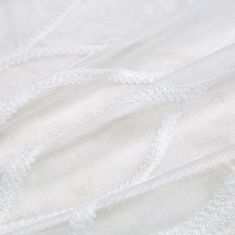 Transparenter Gardinenschal mit bestickter Spitzenbordüre und leichtem Voile Brehn