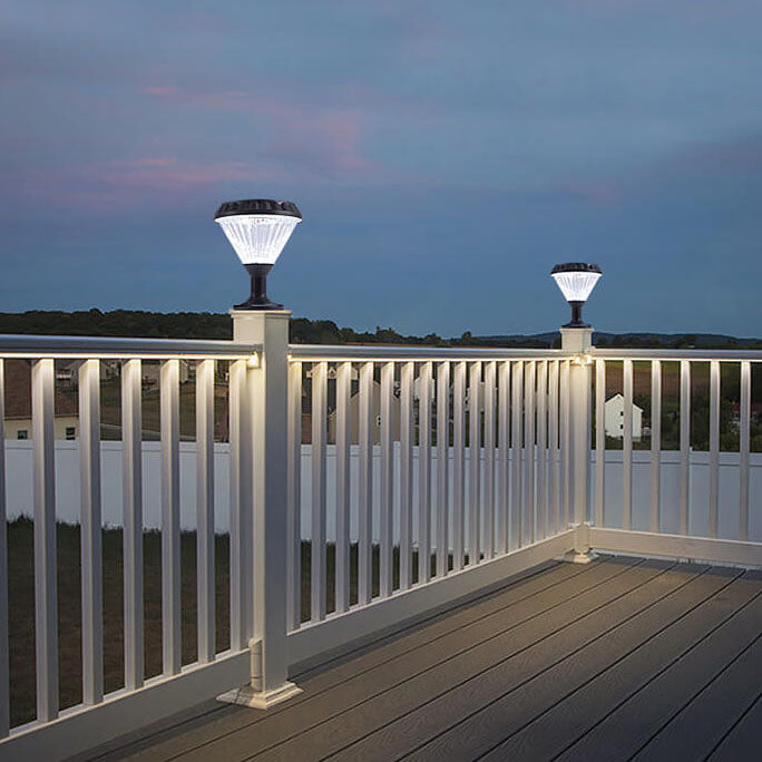 Modernes schwarzes Solar-Druckguss-Aluminium-Glas-Außen-Patio-Wasserdicht-Säulen-Hochlicht | Brehn