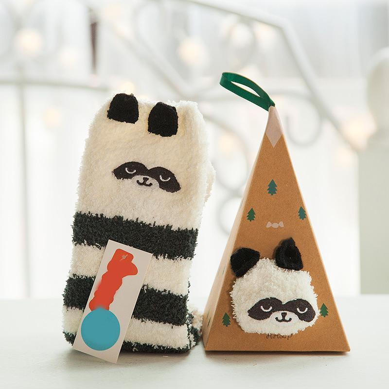 Brehn | 4 Paar Weihnachts-Themen Korall-Fleece weiche warme Socken