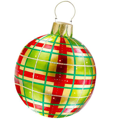 Brehn | Aufblasbarer Weihnachtsball im Freien dekoriert