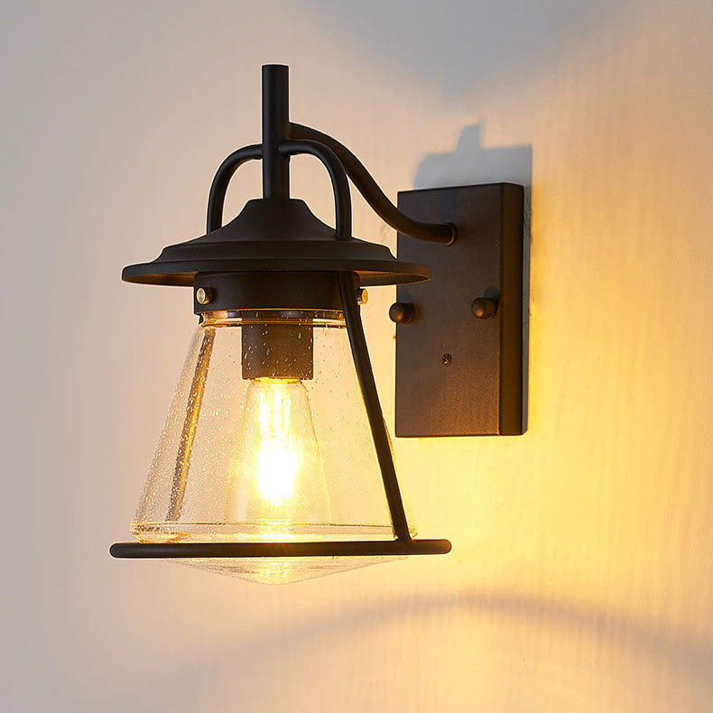 Wasserdichte Glasscone-Schirm 1-Licht Außenwandlampe | Brehn