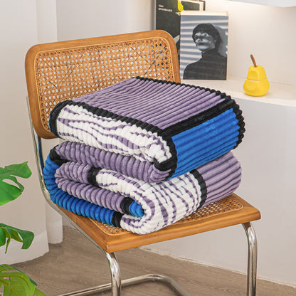 Moderne Flanelldecke mit geometrischem Karomuster