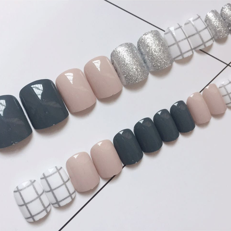 Kunstnagel-Design mit Glamourösen Akzenten Brehn
