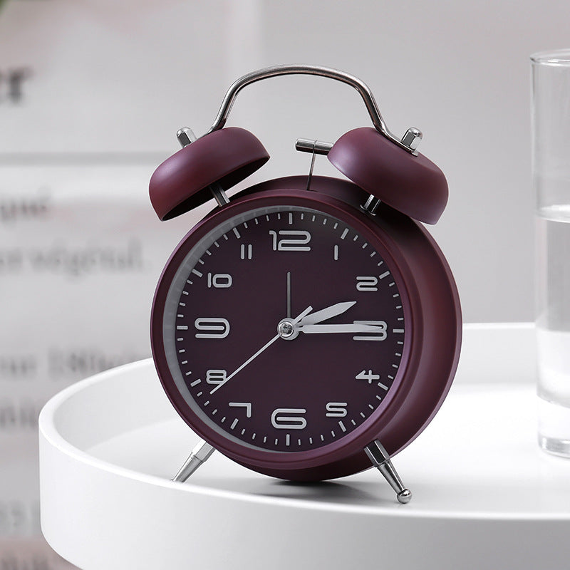 Klassischer Alarmwecker mit Modernen Akzenten Brehn