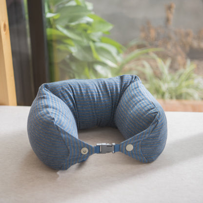 Ergonomisches Nackenstützkissen für Reisen mit verstellbarem Klickverschluss