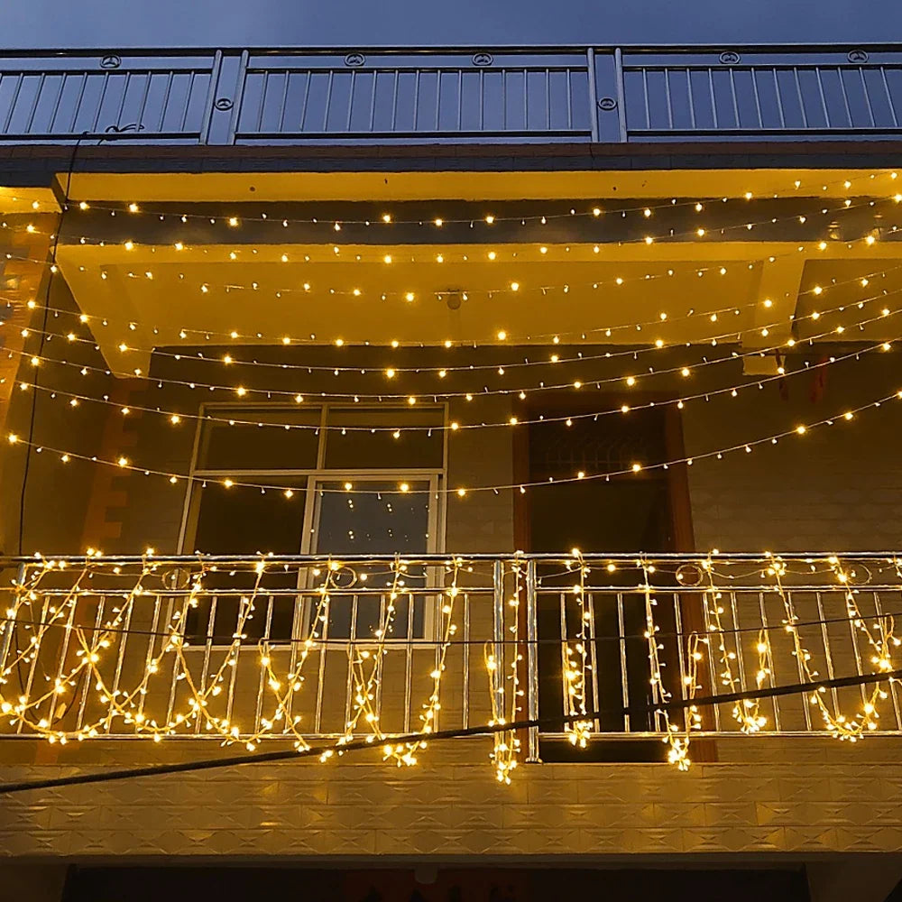 LED Lichtervorhang für Außen – Wasserdichte Lichterkette für Garten, Balkon und Terrasse | Brehn