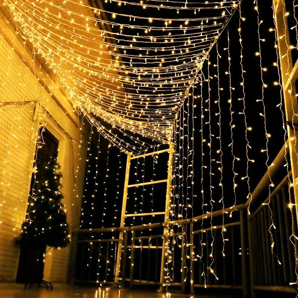 LED Lichtervorhang für Außen – Wasserdichte Lichterkette für Garten, Balkon und Terrasse | Brehn