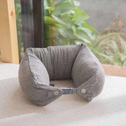 Ergonomisches Nackenstützkissen für Reisen mit verstellbarem Klickverschluss