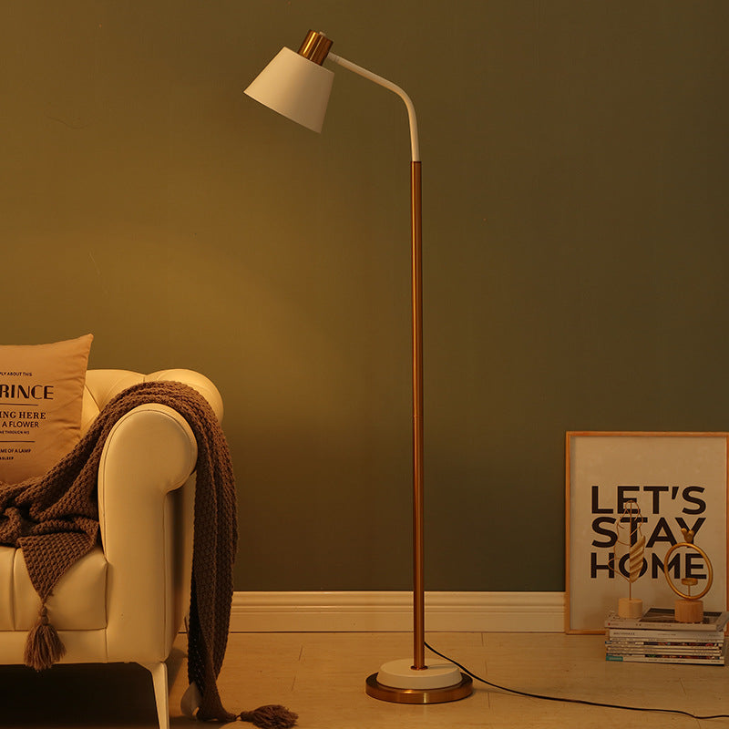 Moderne verstellbare Stehlampe