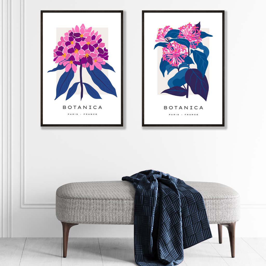 Set aus 2 gerahmten Kunstdrucken mit dem Motiv „Sommerblumenmarkt“ in leuchtendem Rosa und Blau