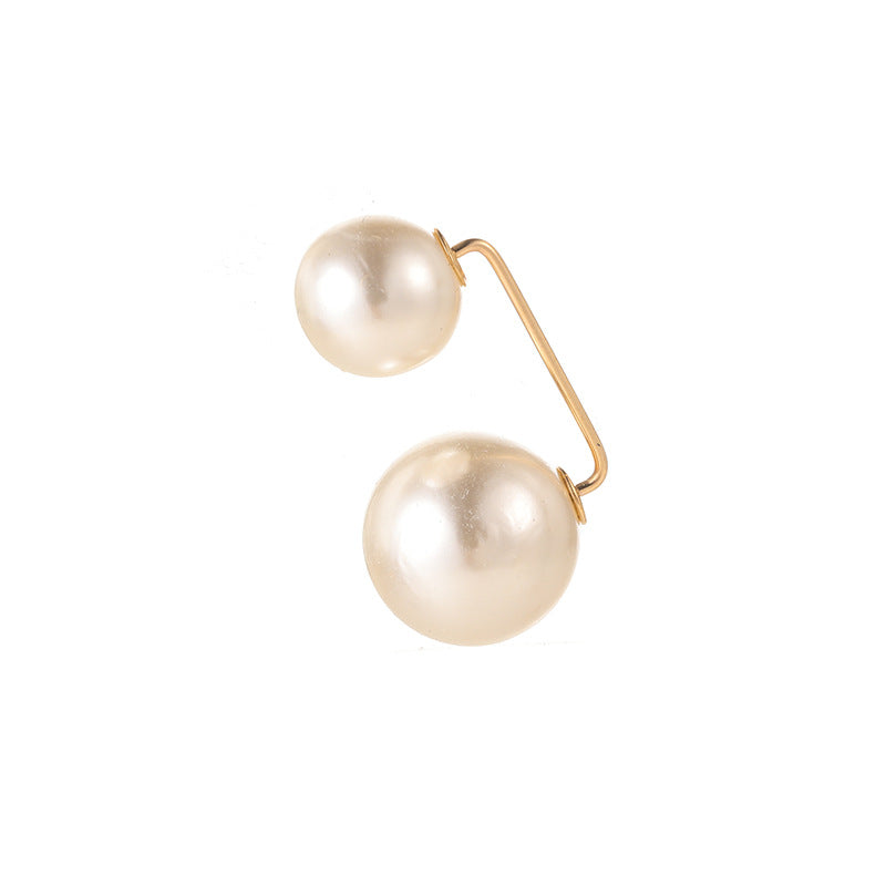 Elegantes Perlen- und Kristallbroschen-Set Brehn