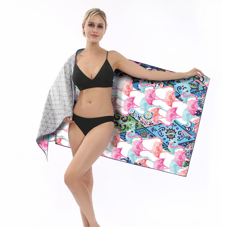 Strandtuch mit kreativem floralem Design Brehn