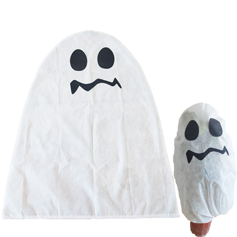 Gruselige Halloween Geister Deko