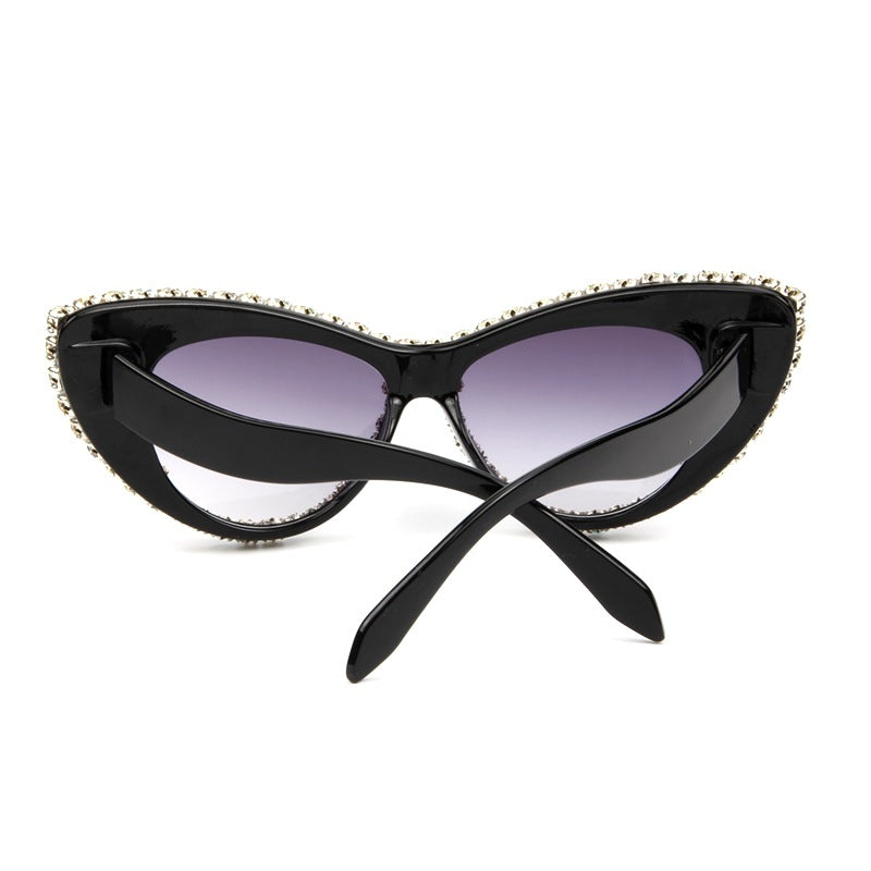 Damen Glamouröse Katzenaugen-Sonnenbrille mit funkelnden Kristallakzenten Brehn