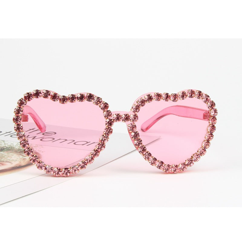 Damen Herzform-Sonnenbrille mit funkelndem Kristallrahmen Brehn
