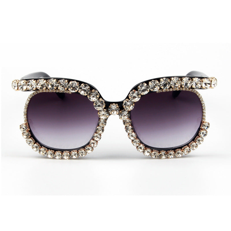 Damen stilvolle Oversize-Sonnenbrille mit funkelnden Strass-Applikationen Brehn
