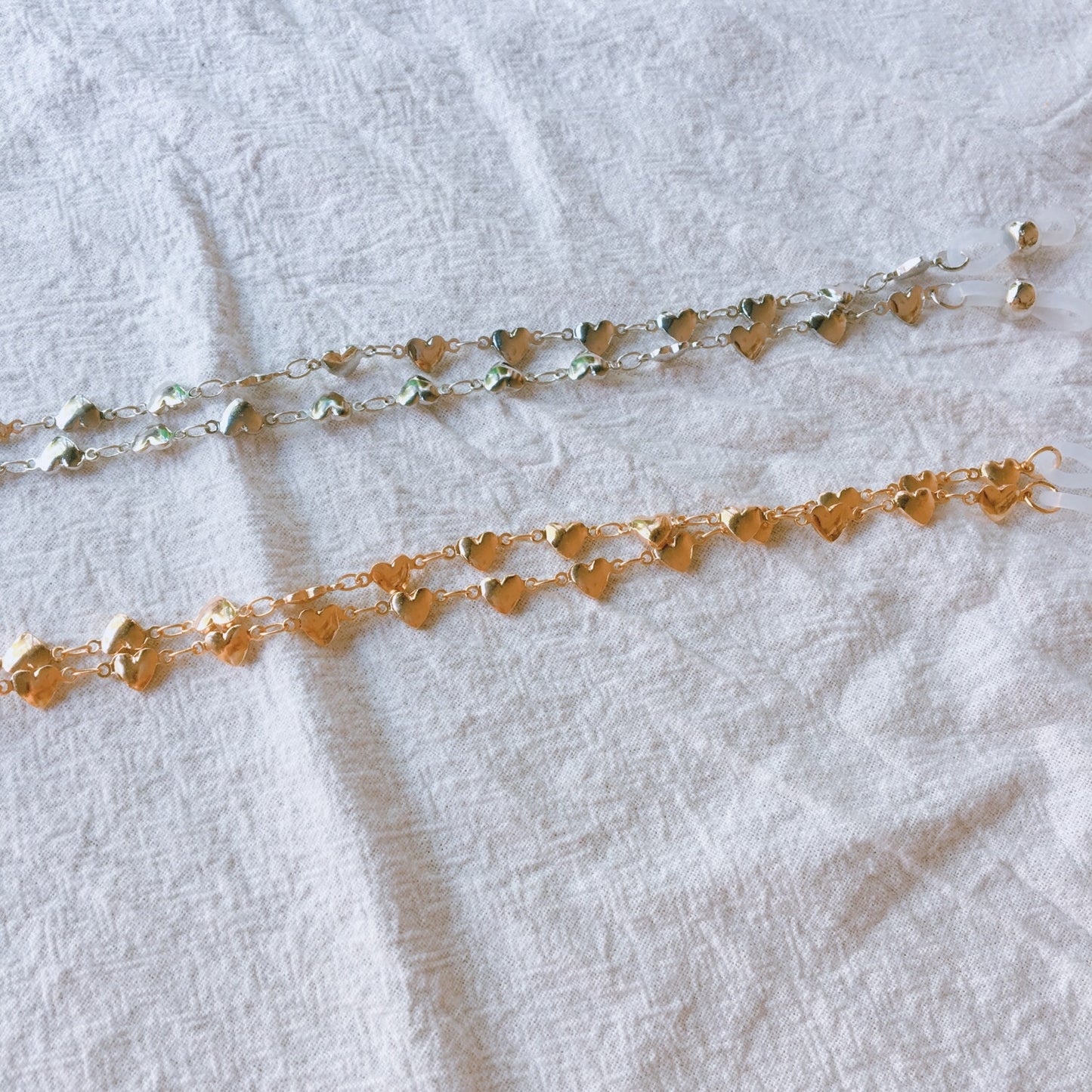 Feine Kette mit Herzen Brehn