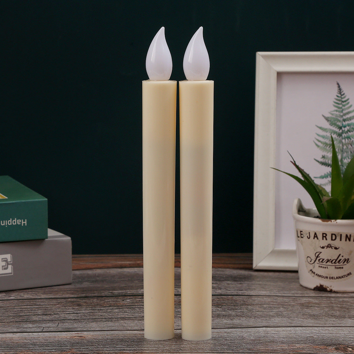 Zylindrische LED-Stabkerze aus Kunststoff