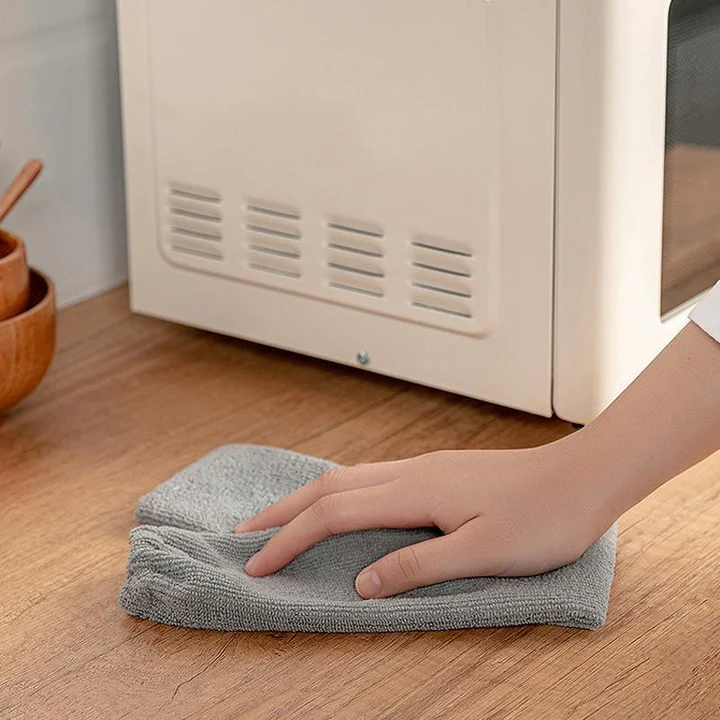 Brehn | SwiftClean Flexibler Oberflächenreiniger