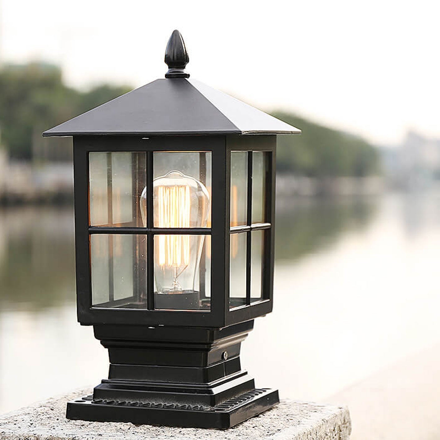 Europäische Outdoor-Säulenlaterne wasserdicht rostfrei 1-Lampen-Patio-Licht | Brehn