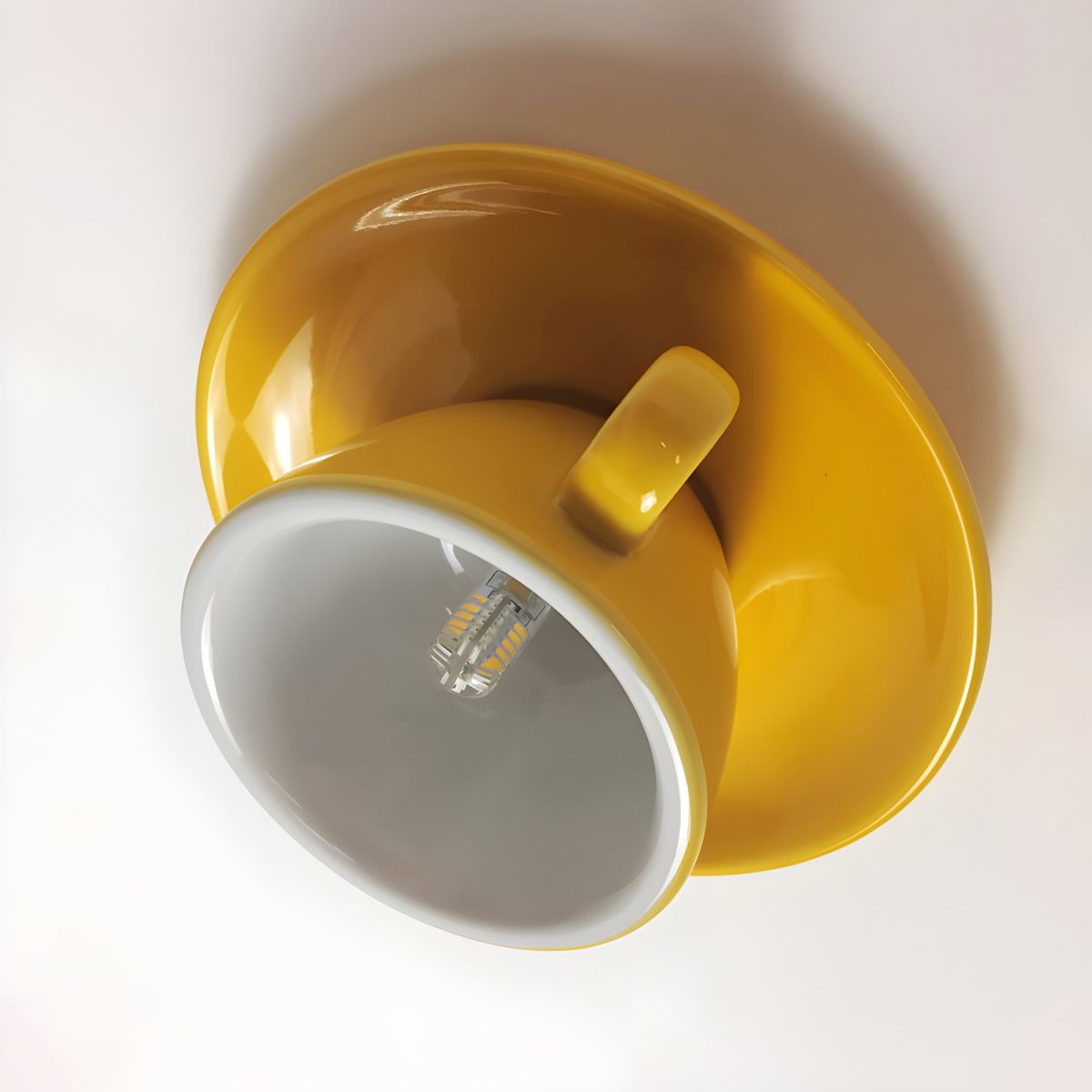 Brehn | VibrantGlow Kronleuchter - Eleganter gefärbter Keramikkronleuchter