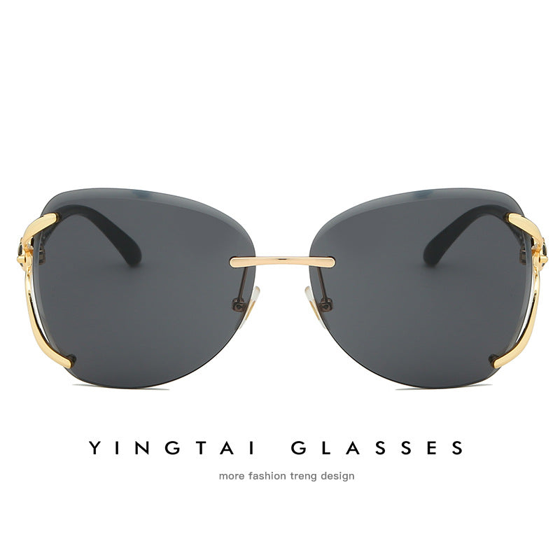 Damen elegante Sonnenbrille mit extravagantem Metallrahmen und verspiegelten Gläsern Brehn
