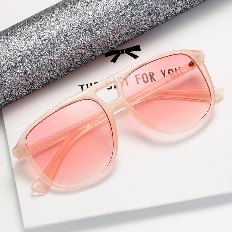 Damen Fashion-Sonnenbrille im modernen Design Brehn