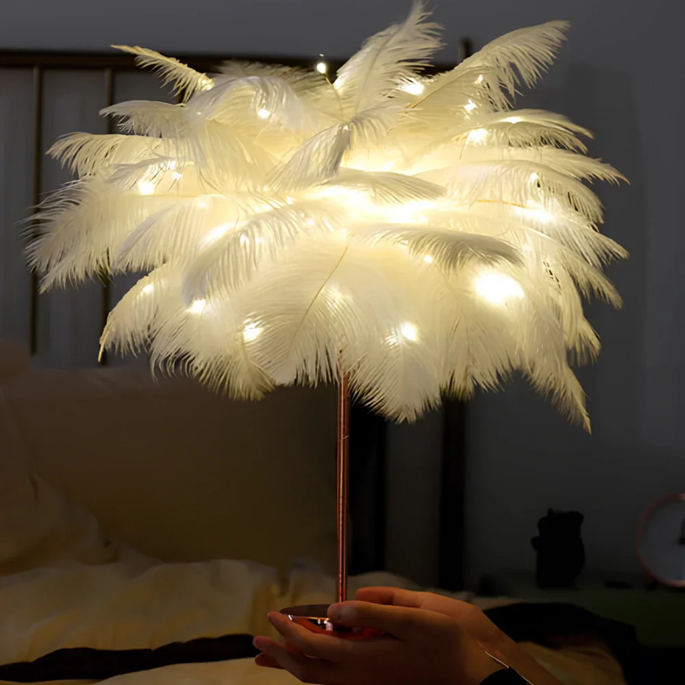 Atmosphärische Feder-Palmenbaum-Lampe - LumaPalm | Brehn