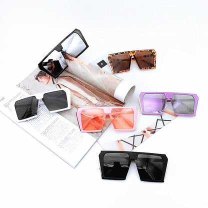 Damen stilvolle geometrische Sonnenbrille im kantigen Design Brehn