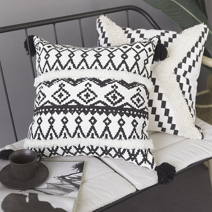 Rechteckiges Boho-Lendenkissen mit Jacquard‑Webung, Fransenstreifen und Eckquasten Brehn