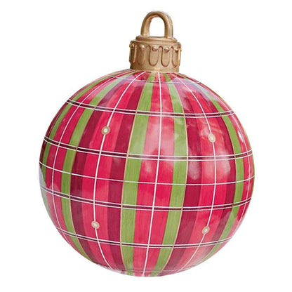 Brehn | Aufblasbarer Weihnachtsball im Freien dekoriert