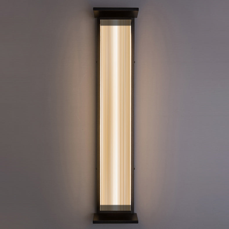 Modern minimalist wasserdichte rechteckige Edelstahl-Acryl-LED-Wandleuchte für den Außenbereich Patio | Brehn