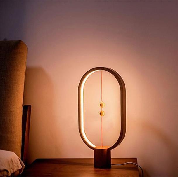 Tao - Moderne Nordische Magnetische Balance LED Lampe | Brehn