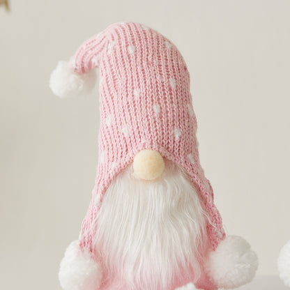 Skandinavischer Wichtel mit Strickmütze