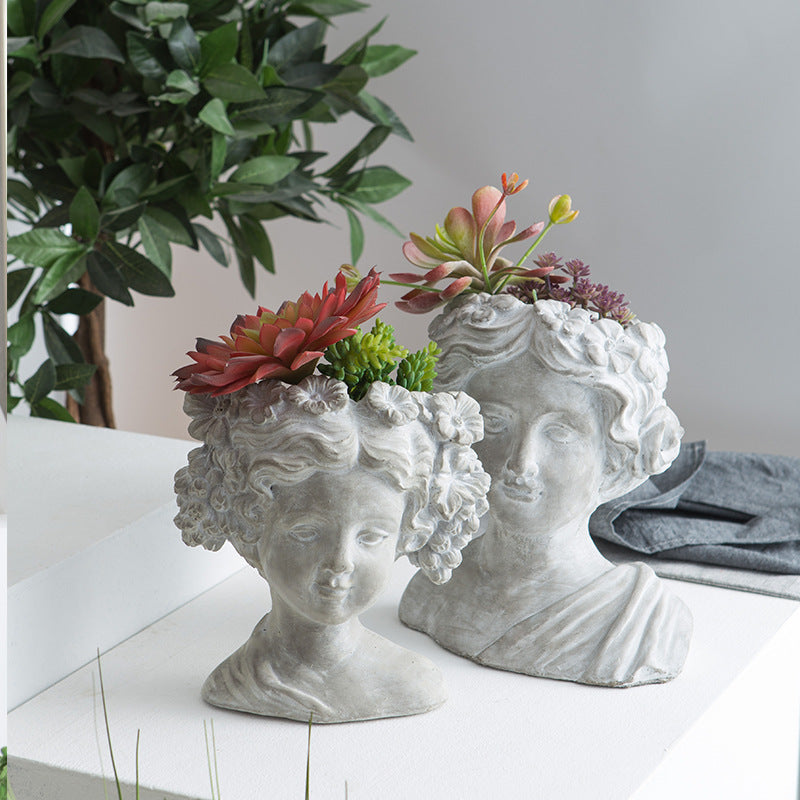 Kunstvolle Kopfskulptur Blumentopf Brehn