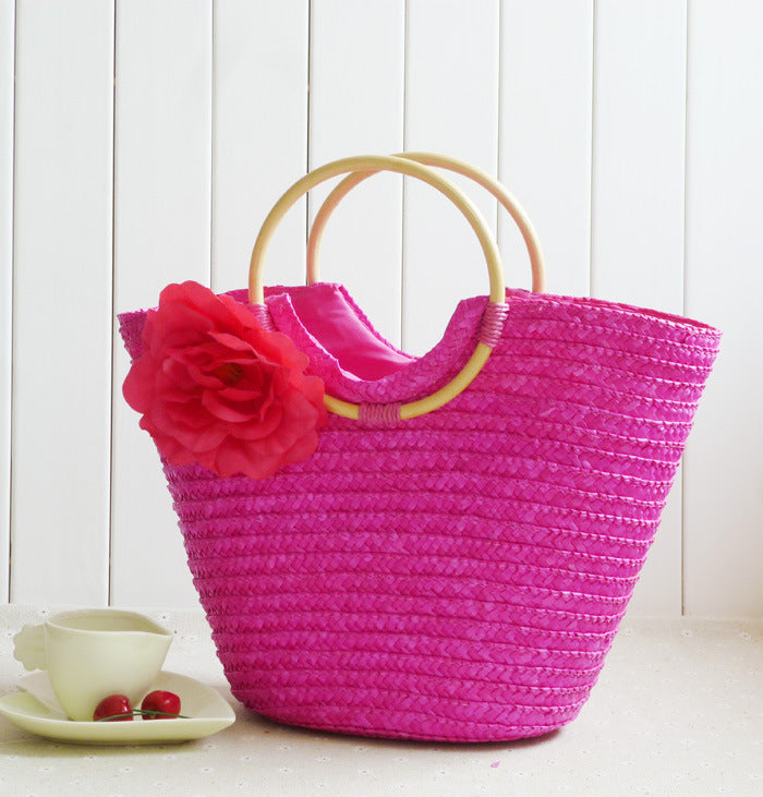 Elegante Basttasche mit Floralen Akzenten Brehn
