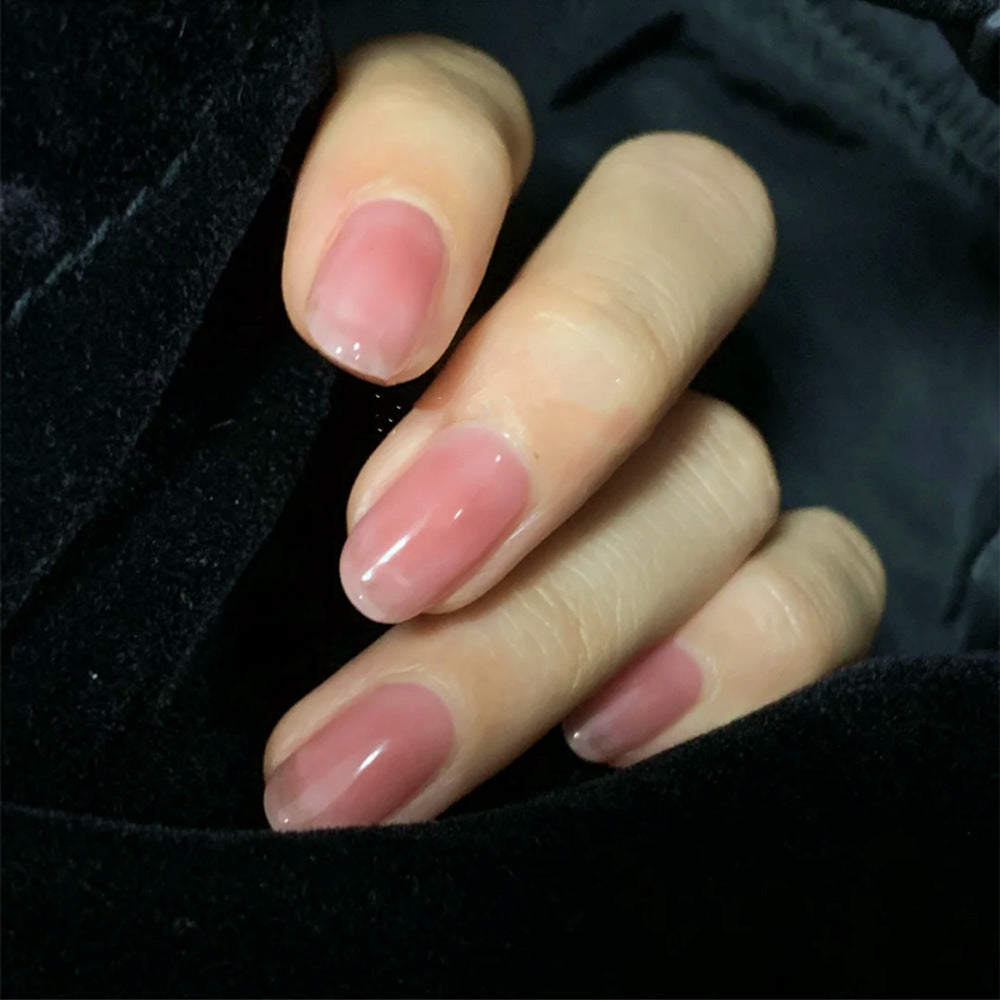 Elegante Kunstnägel im natürlichen Look Brehn