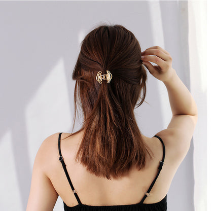 Elegante Blütenblatt-Style Haarspange Brehn