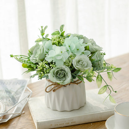 Charmante Blumenarrangement