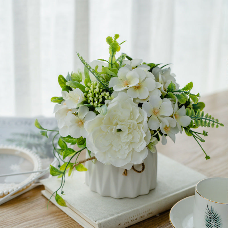 Charmante Blumenarrangement