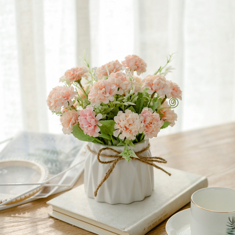 Charmante Blumenarrangement