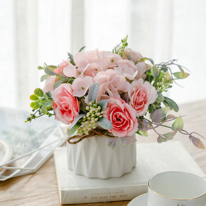 Charmante Blumenarrangement