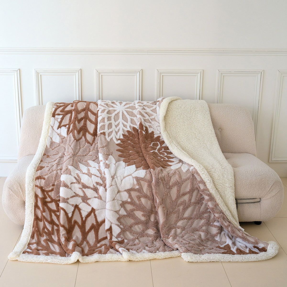 Warme Doppel-Kuscheldecke mit Lammfleece-Imitat