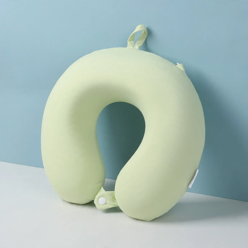 Memory-Foam U-Kissen mit Kühleffekt