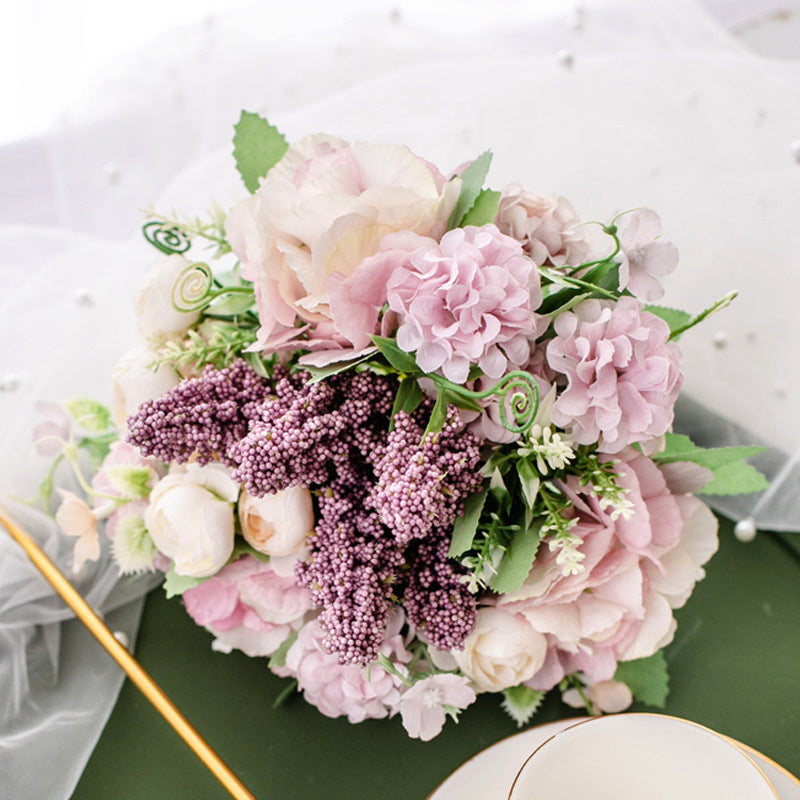 Dekorative Blumenarrangement