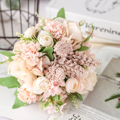 Dekorative Blumenarrangement