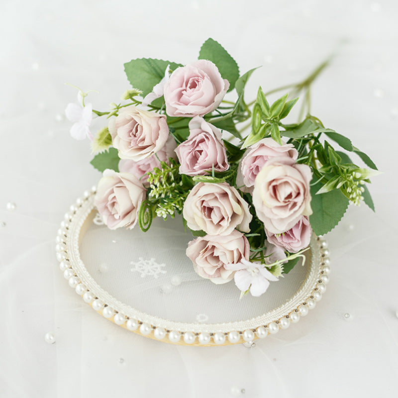 Künstlicher Blumenstrauß