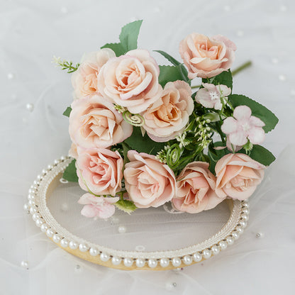 Künstlicher Blumenstrauß